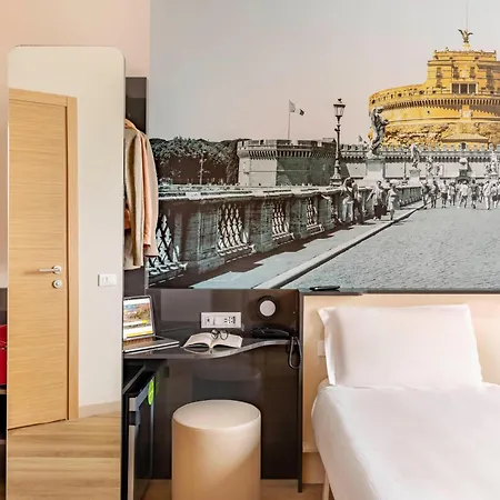Roma Aeroporto Fiera 2 ホテル 3*